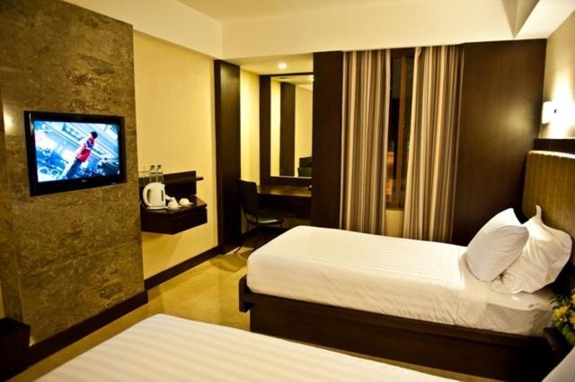 Crown Victoria Hotel טולונגאגונג חדר תמונה