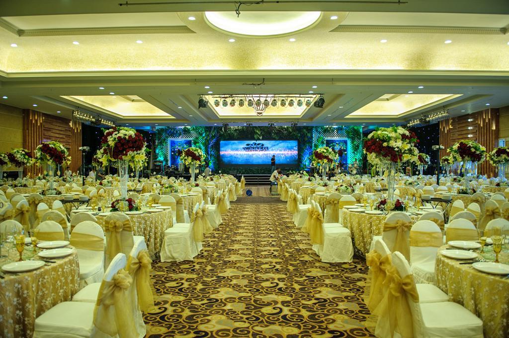 Crown Victoria Hotel טולונגאגונג מראה חיצוני תמונה